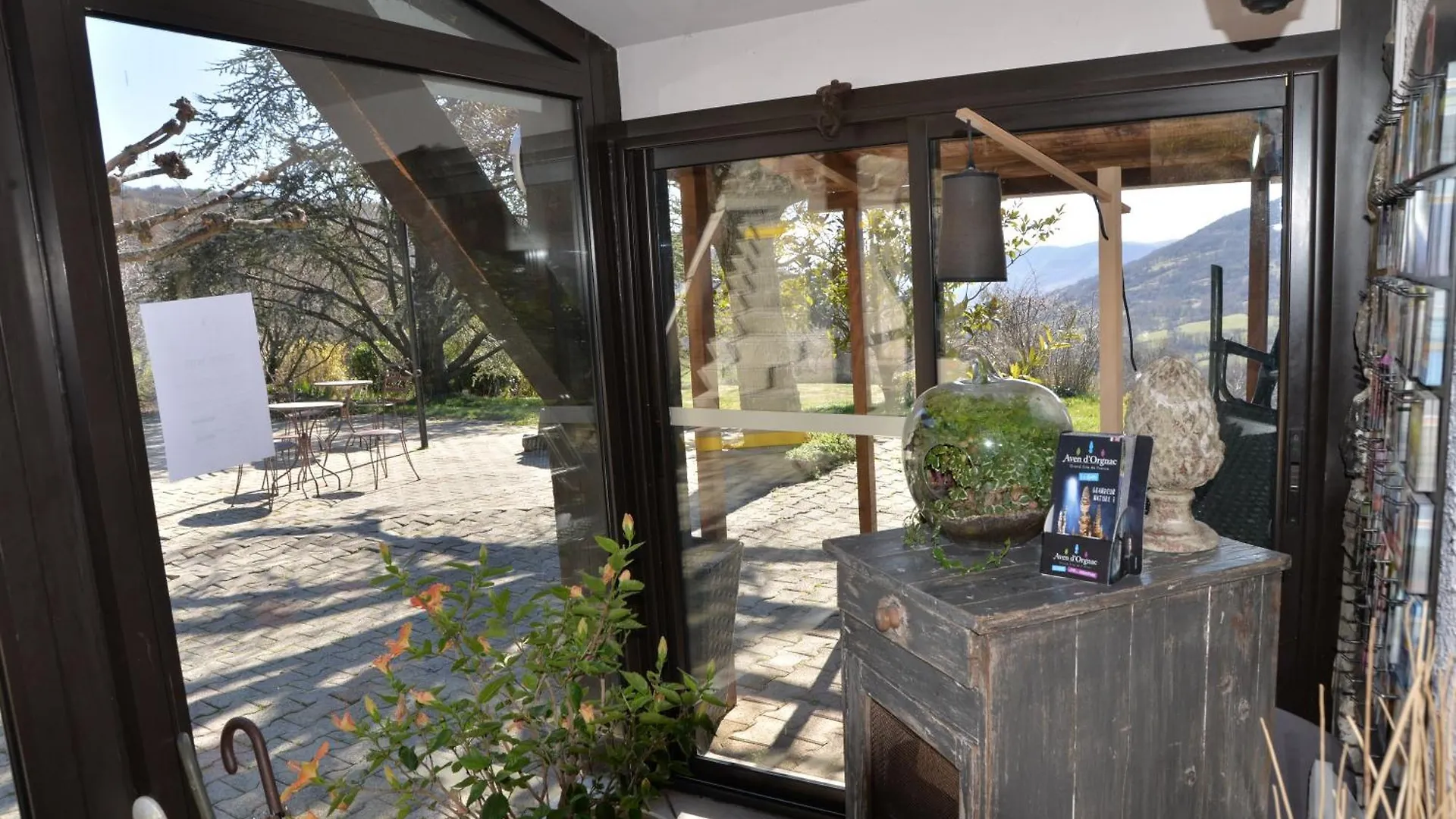 Logis Hotel-Restaurant La Mere Biquette Saint-Pons  Hotel Saint-Pons (Ardeche)